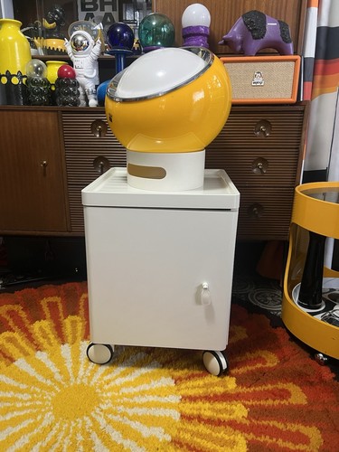 Vintage habitat space - vintage,